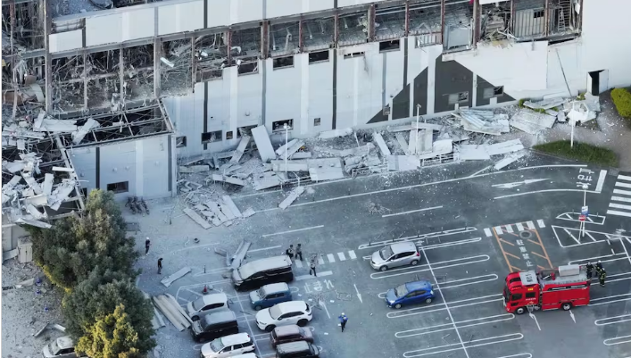 Explosión en Centro Comercial Luego de Terremoto Enciende las Alarmas