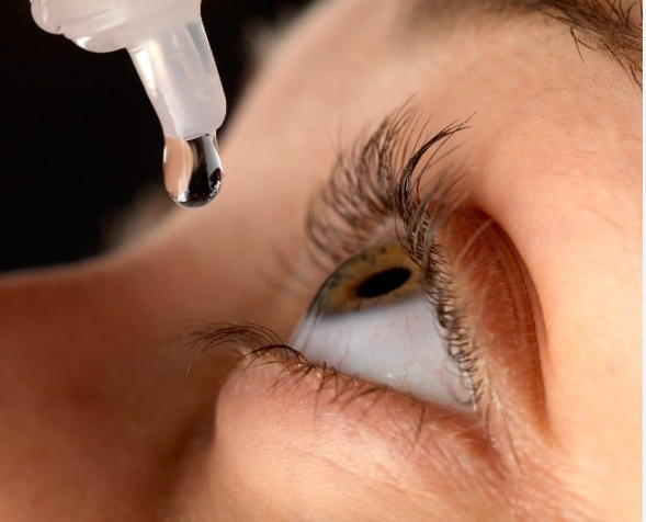 La FDA retira 13 millones de Frascos de Gotas para los Ojos